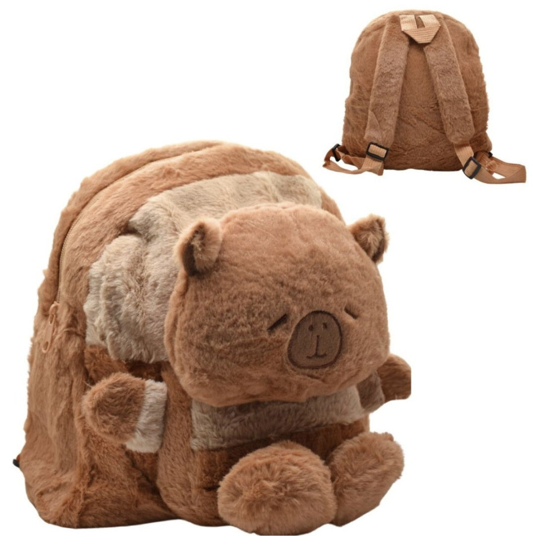 Mochila de felpa con carpincho 30x26cm.